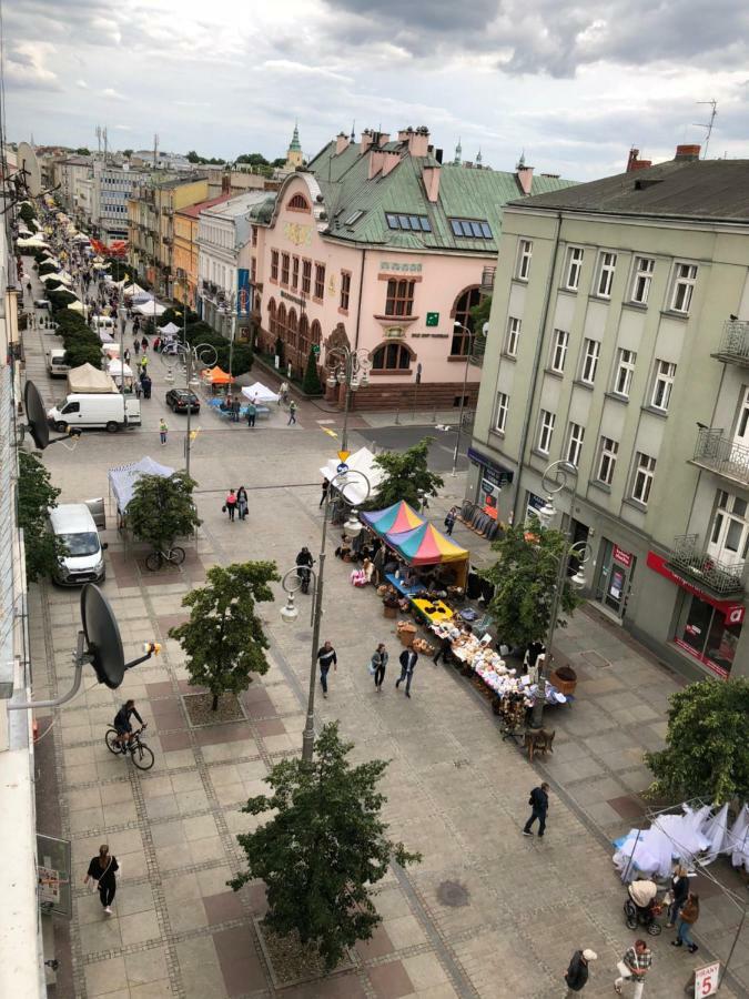 Family & Business Sauna Apartments Paderewskiego Sienkiewicza No2 Centrum Downtown - 2 Bedroom With Private Sauna, Bath With Hydromassage, Parking Kielce Exteriör bild