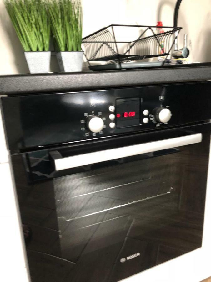 Family & Business Sauna Apartments Paderewskiego Sienkiewicza No2 Centrum Downtown - 2 Bedroom With Private Sauna, Bath With Hydromassage, Parking Kielce Exteriör bild